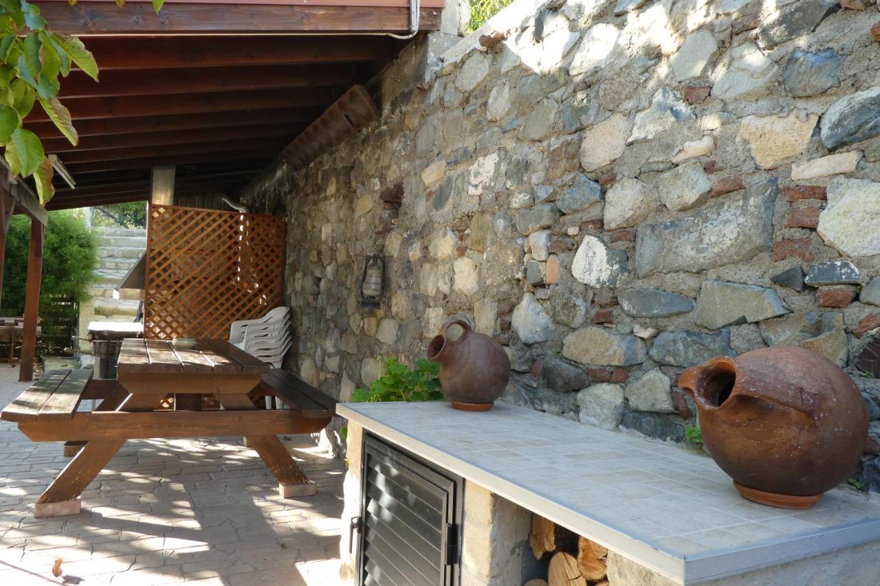 Lola's Cottage&Garden Kalokhorio Esterno foto